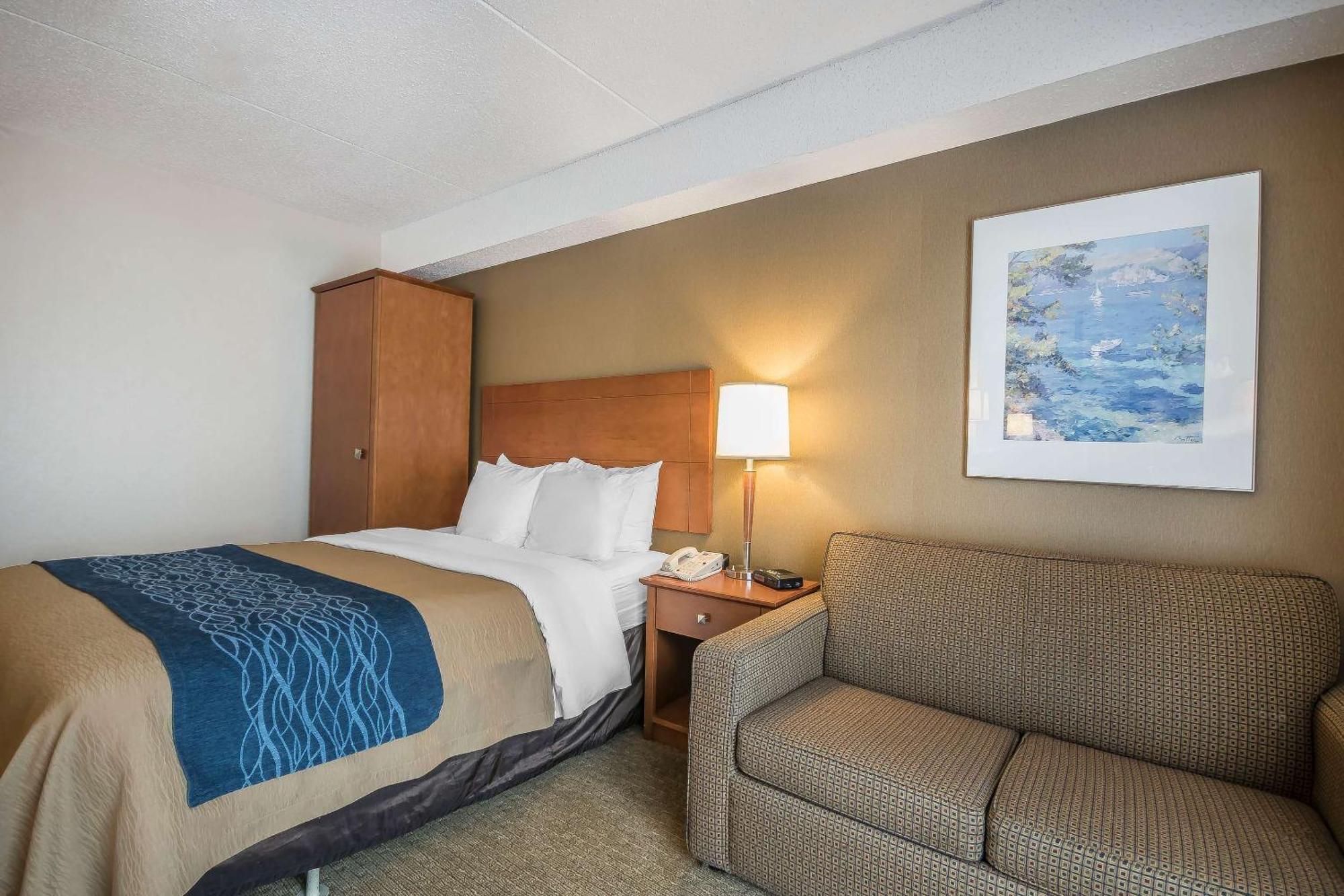 Comfort Inn Чилівак Екстер'єр фото